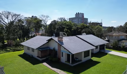 EXCLUSIVA RESIDÊNCIA NO BAIRRO JARDIM EUROPA
