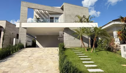 CASA MONTE BRANCO NO CONDOMÍNIO SERRA AZUL