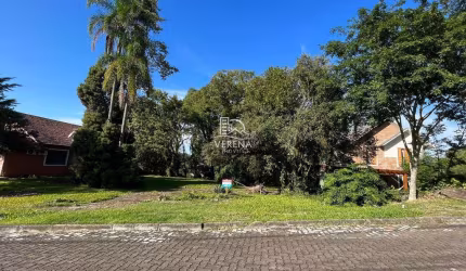 ÓTIMO TERRENO NO CONDOMINIO COSTA LESTE .