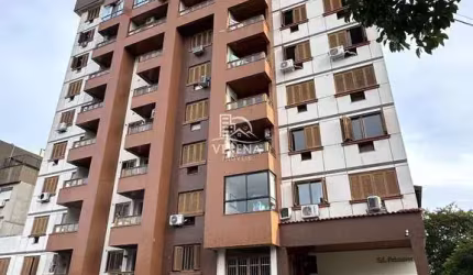 AMPLA COBERTURA COM PISCINA EM LOCALIZAÇÃO NOBRE