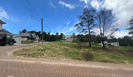 ÓTIMO TERRENO DE ESQUINA NO GREEN VILLAGE