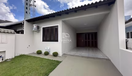CASA GEMINADA SEMIMOBILIADA  NA  LINHA JOÃO ALVES