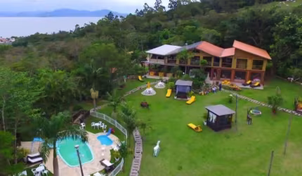 POUSADA- CACHOEIRAS PRIVATIVAS, PISCINAS,JOGOS...