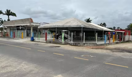 PREDIO COMERCIAL NA PRAIA DE UBATUBA- SÃO FRANCISCO DO SUL- SC COM 360M²
