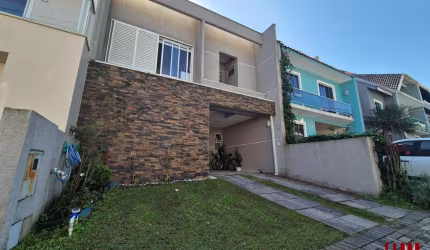 SOBRADO A VENDA EM CONDOMÍNIO