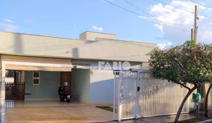 Casa com 2 quartos à venda na Rua Guanabara, 290, Vila Goyos, São José do Rio Preto, 100 m2 por R$ 380.000