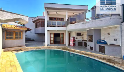 Casa com 3 dormitórios à venda, 264 m² por R$ 1.199.000,00 - Jardim Europa - Bragança Paulista/SP