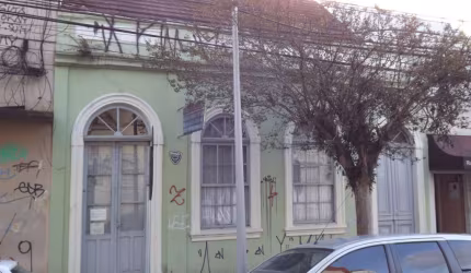 Casa comercial à venda na Rua Mateus Leme, 343, São Francisco, Curitiba, 250 m2 por R$ 700.000