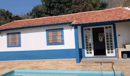 Casa com 2 dorm. 420m² área total 150m² de área construída - Vicente Nunes