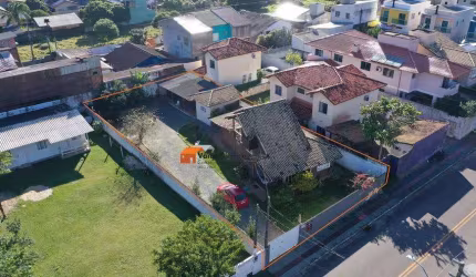 Casa para Venda em Florianópolis, São João do Rio Vermelho, 3 dormitórios, 2 banheiros, 2 vagas