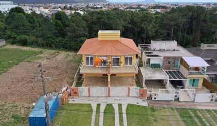 Casa para Venda em Florianópolis, Ingleses do Rio Vermelho, 3 dormitórios, 2 suítes, 4 banheiros, 2 vagas