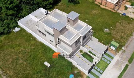 Casa para Venda em Florianópolis, São João do Rio Vermelho, 3 dormitórios, 1 suíte, 4 banheiros, 2 vagas