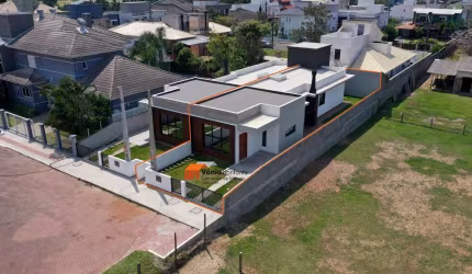 Casa para Venda em Florianópolis, São João do Rio Vermelho, 3 dormitórios, 1 suíte, 2 banheiros, 2 vagas