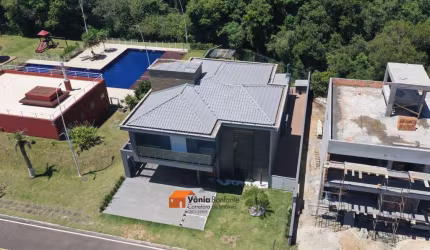 Casa para Venda em Florianópolis, São João do Rio Vermelho, 5 dormitórios, 4 suítes, 6 banheiros, 4 vagas