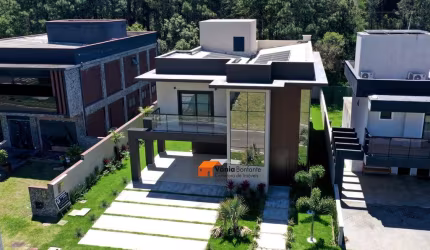 Casa para Venda em Florianópolis, São João do Rio Vermelho, 4 dormitórios, 3 suítes, 4 banheiros, 4 vagas