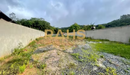 Terreno Plano à venda no Bairro Paranaguamirim em Joinville