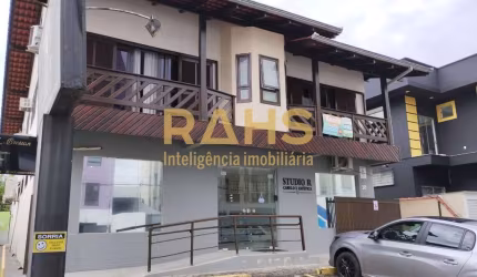 Sobrado Residencial e Comercial no Costa Silva
