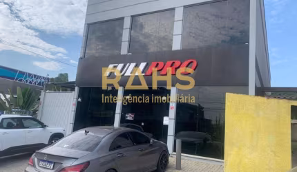 Excelente Galpão à venda no Bairro Itaum