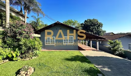 Casa à Venda no Costa e Silva - Joinville/SC