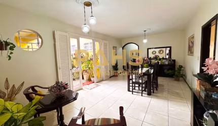 CASA PLANA À VENDA NO SAGUAÇU - JOINVILLE/SC