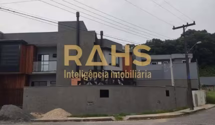 Casa Alto Padrão no Zona Sul de Joinville.