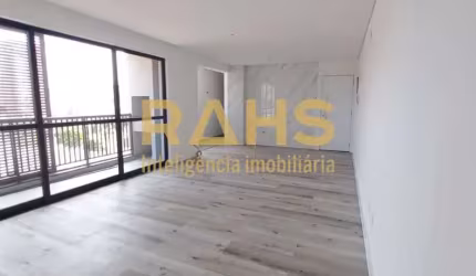 Linda cobertura com 170m² com 3 quartos sendo uma suite, 2 vagas de garagem no bairro Santo Antonio em Joinville