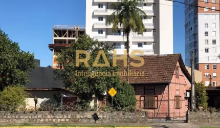CASA A VENDA NO BAIRRO SAGUAÇU