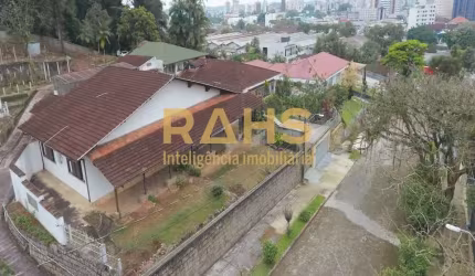 Terreno amplo no Saguaçu com 2.004,00 m²