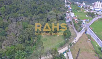 Terreno de 31.000 m² na divisa de Camboriú e Balneário Camboriú