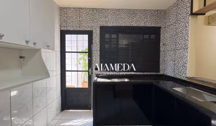 Casa com 3 Quartos Sendo 1 Suíte à venda, 100 m² por R$ 395.000 - Residencial Veneza - Londrina/PR