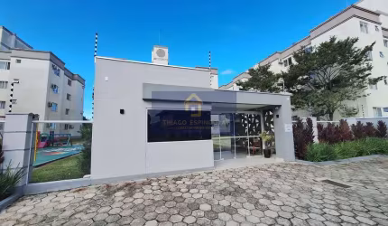 Apartamento Semimobiliado - 02 Dormitórios - Bairro Cordeiros