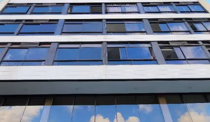 Vendo cobertura lindíssima 4qtos área de lazer Oportunidade r