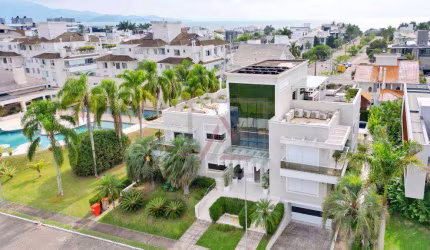 Casa com 8 quartos à venda, 1103 m² por R$ 17.000.000 - Jurerê Internacional - Florianópolis/SC