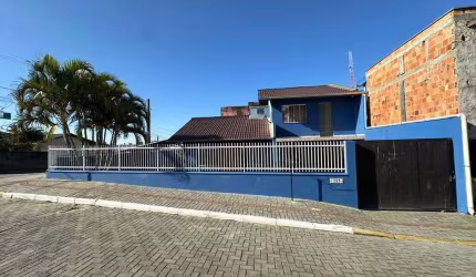 Casa com 5 dormitórios à venda, 138 m² por R$ 445.000,00 - Santo Antonio - Balneário Piçarras/SC