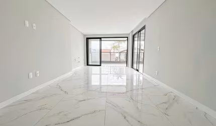 Apartamento com 3 dormitórios à venda, 99 m² por R$ 1.090.000,00 - Centro - Balneário Piçarras/SC