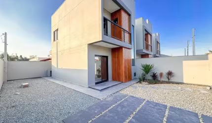 Sobrado com 2 dormitórios à venda, 90 m² por R$ 539.000,00 - Centro - Barra Velha/SC