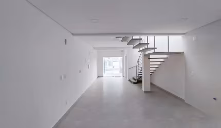 Sobrado com 2 dormitórios à venda, 110 m² por R$ 650.000,00 - Itacolomi - Balneário Piçarras/SC