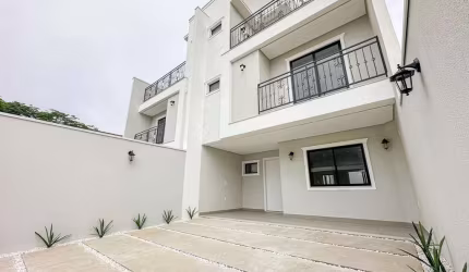 Triplex com 3 dormitórios à venda, 205 m² por R$ 1.590.000 - Armação - Penha/SC
