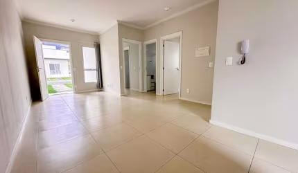 Casa com 3 dormitórios à venda, 78 m² por R$ 690.000 - Itacolomi - Balneário Piçarras/SC