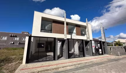 Sobrado com 3 dormitórios à venda, 130 m² por R$ 620.000,00 - Itacolomi - Balneário Piçarras/SC