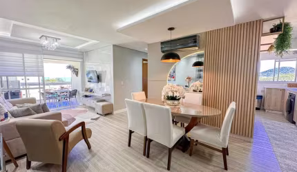 Apartamento com 3 dormitórios à venda, 90 m² por R$ 1.350.000,00 - Centro - Penha/SC