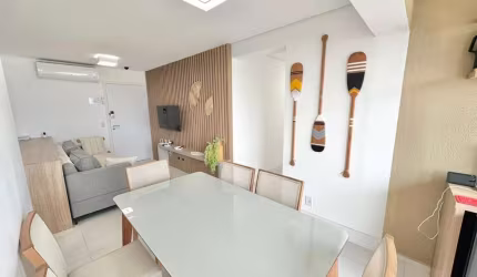 Apartamento com 2 dormitórios à venda, 76 m² por R$ 900.000 - Bairro Itacolomi - Balneário Piçarras/SC