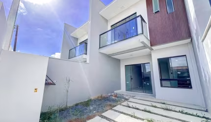Sobrado com 3 dormitórios à venda, 126 m² por R$ 699.000,00 - Itacolomi - Balneário Piçarras/SC