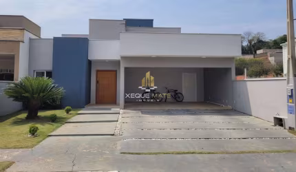 Casa em condomínio com 3 suítes à venda