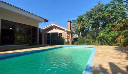 Casa para Venda em São Leopoldo, São João Batista, 4 dormitórios, 1 suíte, 4 banheiros, 9 vagas