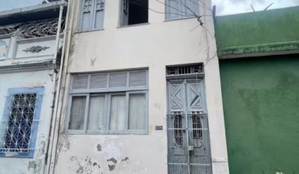 Triplex 3/4 &#8211; Largo 2 de Julho
