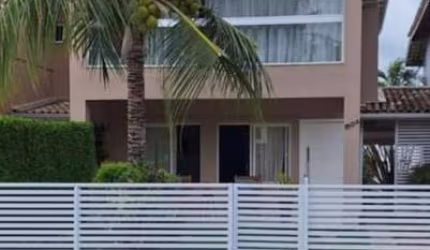 Casa Duplex em Condomínio 3 suítes Praia do Flamengo