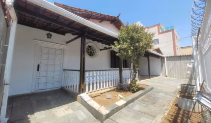 Casa com 5 quartos à venda em Belo Horizonte