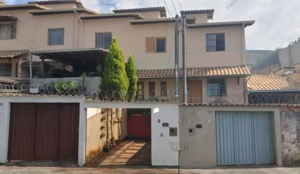 Casa Geminada com 2 quartos à venda em Belo Horizonte