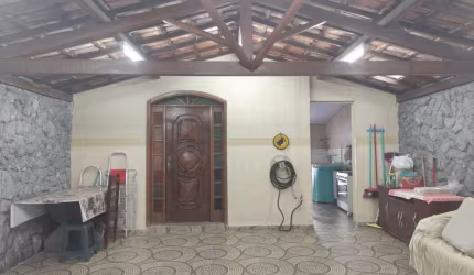 Casa com 3 quartos à venda em Contagem